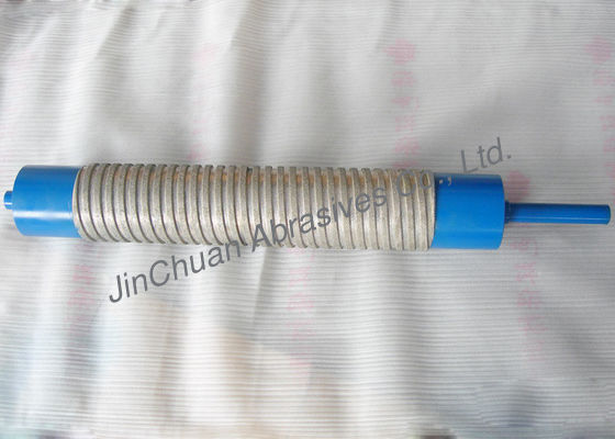 Δίσκος φρένων που επεξεργάζεται τις μαύρες ρόδες διαμαντιών, γυαλίζοντας μαξιλάρια διαμαντιών εργαλείων στη μηχανή